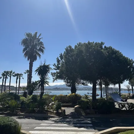 Apartmán T2 Sur Le Port , Vue Mer, Clim, A Pied *